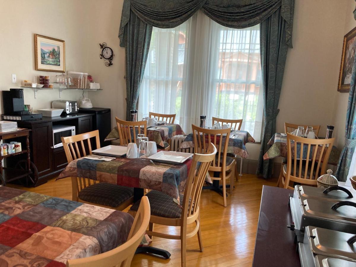 Chez L'Doc Bed & Breakfast Saint-Prosper Екстериор снимка