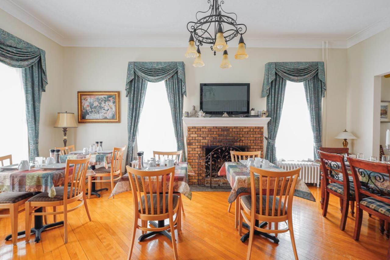 Chez L'Doc Bed & Breakfast Saint-Prosper Екстериор снимка