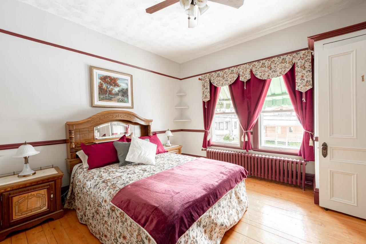 Chez L'Doc Bed & Breakfast Saint-Prosper Екстериор снимка